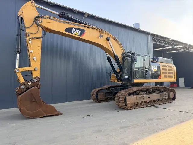 Caterpillar-352F-2016-213052