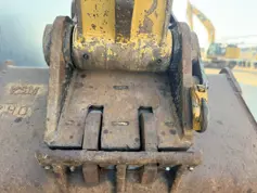 Caterpillar-352F-2016-213052