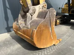 Caterpillar-352F-2017-206241