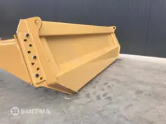 Caterpillar-730 - 3T3-2025-906903