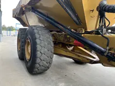 Caterpillar-730-2011-202834