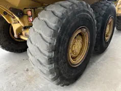 Caterpillar-730-2011-202834