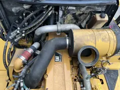 Caterpillar-730-2011-202834