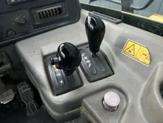 Caterpillar-730-2011-202834
