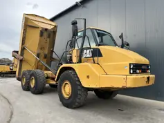 Caterpillar-730-2011-202834