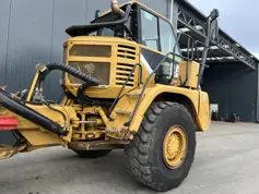Caterpillar-730-2011-202834