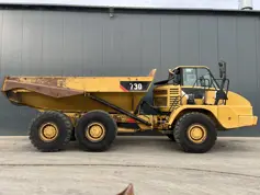 Caterpillar-730-2011-202834