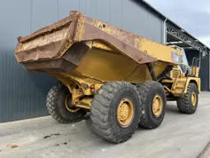 Caterpillar-730-2011-202834