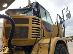 Caterpillar-730-2013-202833