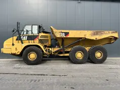 Caterpillar-730-2013-202833