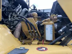 Caterpillar-730-2013-202833
