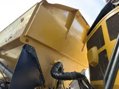 Caterpillar-730C2-2016-211877