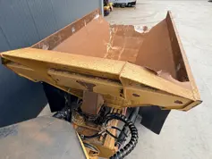 Caterpillar-735B-2013-202785