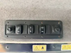 Caterpillar-735B-2013-202785