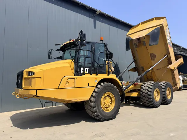 Caterpillar-735 04A-2018-211992