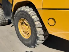 Caterpillar-735 04A-2018-211992