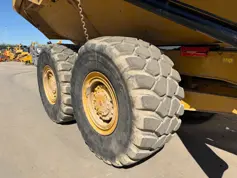 Caterpillar-735 04A-2018-211992