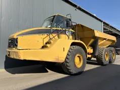 Caterpillar-735-2004-213655