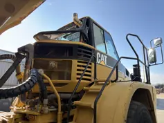 Caterpillar-735-2004-213655