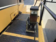 Caterpillar-735-2004-213655