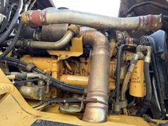Caterpillar-735-2004-213655