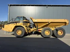 Caterpillar-735-2004-213655