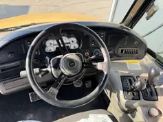 Caterpillar-735-2004-213655