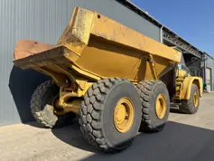 Caterpillar-735-2004-213655