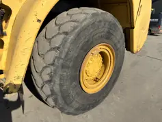 Caterpillar-735-2004-213655