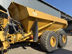 Caterpillar-735-2004-213655