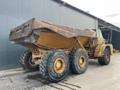 Caterpillar-735-2006-204080