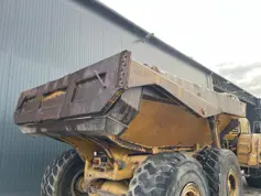 Caterpillar-735-2006-204080