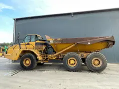 Caterpillar-735-2006-204080