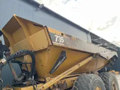 Caterpillar-735-2006-204080