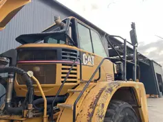 Caterpillar-735-2006-204080
