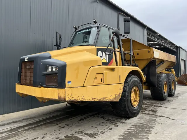 Caterpillar-735B-2013-202785
