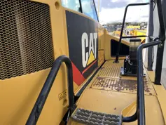 Caterpillar-735B-2013-204149