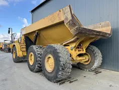 Caterpillar-735B-2013-204149