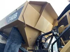 Caterpillar-740B-2014-214435