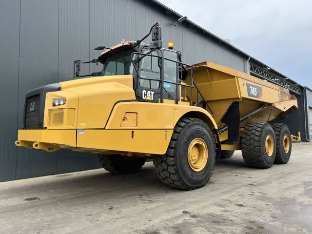 Caterpillar-745-2019-208680
