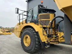 Caterpillar-745-2019-208680
