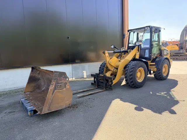 Caterpillar-908M &shy; NEW TYRES-2017-212461