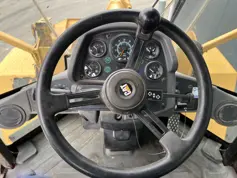 Caterpillar-938G-2002-207056