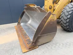 Caterpillar-950M-2015-213432