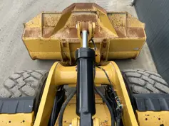 Caterpillar-966M-2016-204685