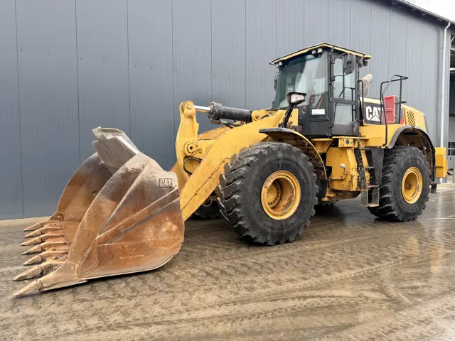 Caterpillar-972M-2015-211677