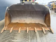 Caterpillar-972M-2015-211677