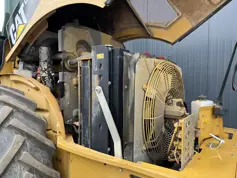 Caterpillar-CP74-2011-205742