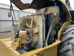 Caterpillar-CP74-2011-205742