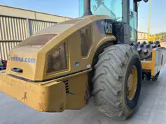 Caterpillar-CP74-2011-205742
